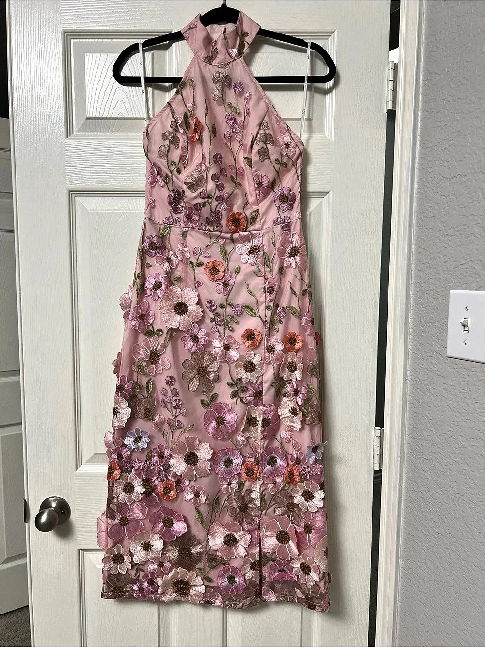 Lulus Unique Impression Pink 3D Floral Embroidered Halter Midi Dress Small - Picture 2 of 7